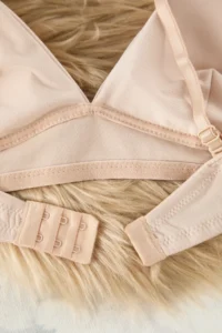 TRENDYOLMİLLA Nude Soft Handle Micro Without underwire Covered Sleeveless Triangle Knitting Bra - Image 8