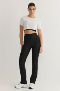 TRENDYOLMİLLA Black Tam Size Straight Cut Shaping Diver Knitting Sports Leggings - Image 3