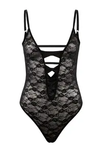 TRENDYOLMİLLA Black Lace Fitted Cut Out Wireless Bodysuit .D.00004 - Image 2
