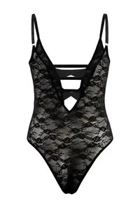 TRENDYOLMİLLA Black Lace Fitted Cut Out Wireless Bodysuit .D.00004 - Image 3