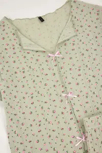 TRENDYOLMİLLA Green 100% Cotton Floral Ribbon/with bow Ribbed/Pointel Knitting Pajama Set - Image 7