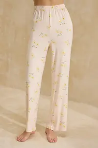 TRENDYOLMİLLA Salmon Floral Knitting Pajama Set - Image 3