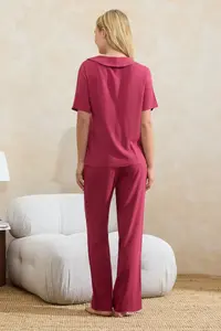 TRENDYOLMİLLA Burgundy Double breasted Yaka Binding Detailed Viscose Weaving Pajama Set - Image 4