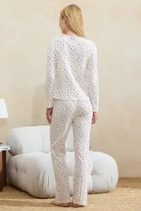 TRENDYOLMİLLA White 3 Sets 100% Cotton Floral Lace Ribbed/Pointel Knitting Pajama Set - Image 4