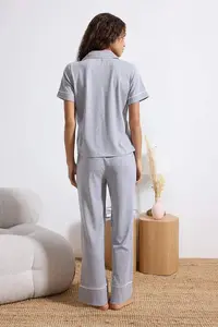 TRENDYOLMİLLA Gray Melange Piped Pocket Detail Viscose Knitting Pajama Set - Image 4