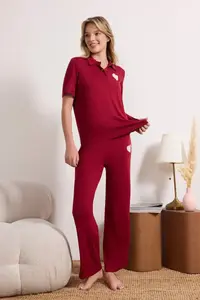 TRENDYOLMİLLA Burgundy Heart Embroidered Collar Viscose Knitting Pajama Set - Image 2