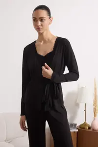TRENDYOLMİLLA Black 3 Sets Lace Viscose Knitting Pajama Set - Image 2