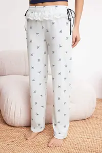 TRENDYOLMİLLA Navy Blue-White Ribbon Patterned Lace Detailed Knitting Pajama Set - Image 3