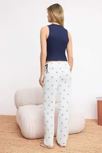 TRENDYOLMİLLA Navy Blue-White Ribbon Patterned Lace Detailed Knitting Pajama Set - Image 4