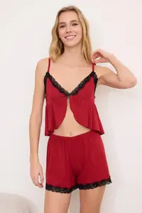 TRENDYOLMİLLA Burgundy Lace Detailed Tank Top Viscose Knitting Pajama Set