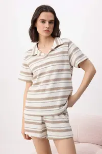 TRENDYOLMİLLA Beige-Mink Striped Knitwear look Knitting Pajama Set