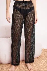 TRENDYOLMİLLA Black Tank Top Pants Transparan Lace Knitting Pajama Set - Image 3