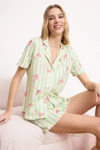 TRENDYOLMİLLA Green 100% Cotton Flamingolu Knitting Pajama Set - Image 2