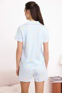 TRENDYOLMİLLA Mavi 100% Cotton Fun Macaron and Paris Patterned Piped Knitting Pajama Set - Image 4