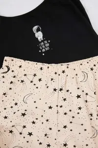 TRENDYOLMİLLA Black-Ecru Cotton Soft Touch Galaxy Knitting Pajama Set - Image 2
