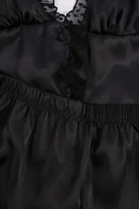 TRENDYOLMİLLA Black Polka Dot Tulle Detailed Satin Weaving Pajama Set - Image 3