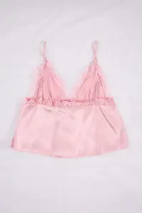 TRENDYOLMİLLA Pink Polka Dot Tulle Detailed Satin Weaving Pajama Set - Image 4