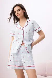 TRENDYOLMİLLA Mavi 100% Cotton Heart and Plaid Printed Piped Knitting Pajama Set - Image 2