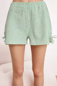 TRENDYOLMİLLA Green Plaid / Checkered seersucker Weaving Pajama Set - Image 3