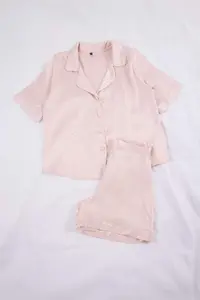 TRENDYOLMİLLA Powder Pink Leopard Patterned Satin Weaving Pajama Set
