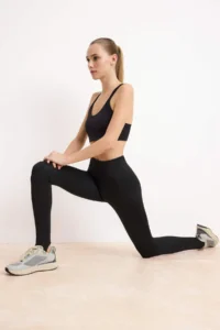 TRENDYOLMİLLA Black Scuba Fuzo Yoga/Pilates Leggings - Image 5