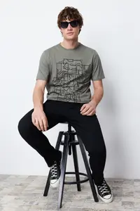 MAN Khaki slim/Narrow Kesim Printed 100% Cotton Printed T-Shirt - Image 3