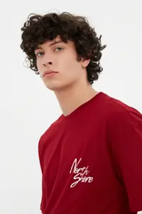 MAN Burgundy Oversized/Wide Cut Font Printed 100% Cotton T-Shirt - Image 4