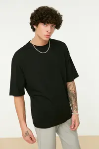 MAN Black Oversized/Wide Cut Crew Neck Back Printed 100% Cotton Short Sleeve T-Shirt - Image 2