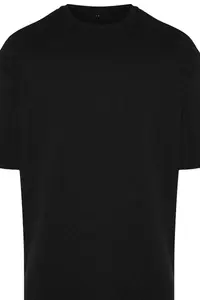 MAN Black Oversized/Wide Cut Short Sleeve textured Basic T-Shirt - Image 7