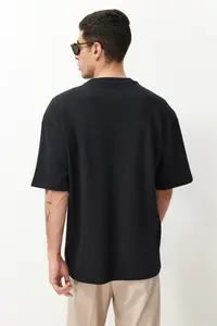 MAN Basic Anthracite Oversized/Wide Cut textured Waffle Short Sleeve T-Shirt - Image 2
