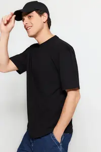 MAN Black Basic 100% Cotton relaxed/Rahat Kesim T-Shirt - Image 3