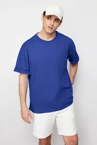 MAN Light Blue Oversized/Wide Cut 100% Cotton Short Sleeve Basic T-Shirt