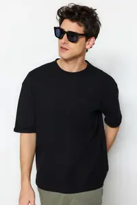 MAN Black Oversized/Wide Cut Short Sleeve with pocket Label Detailed T-Shirt - Image 3