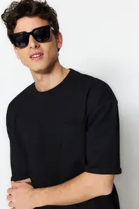 MAN Black Oversized/Wide Cut Short Sleeve with pocket Label Detailed T-Shirt - Image 4