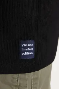 MAN Black Oversized/Wide Cut Short Sleeve with pocket Label Detailed T-Shirt - Image 7