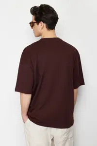 MAN Dark Brown Oversized/Wide Cut 100% Cotton Minimal Text Printed T-Shirt - Image 2