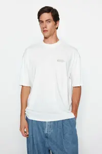 MAN Ecru Oversized 100% Cotton Minimal Text Printed Tok Material T-Shirt
