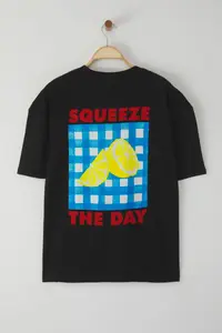 MAN Black Oversized/Wide Cut Lemon Printed 100% Cotton T-Shirt - Image 3