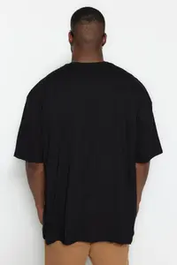 MAN Plus Size Black Oversized/Wide Cut Comfortable Basic 100% Cotton T-Shirt - Image 12