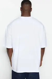 MAN Plus Size White Oversized Rahat Basic 100% Cotton T-Shirt - Image 12