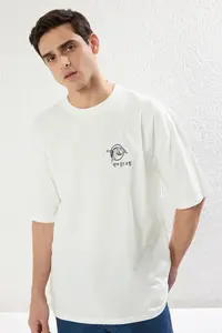 MAN Ecru Oversized/Wide Cut Far East Printed Short Sleeve 100% T-Shirt - Image 4