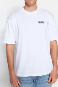 MAN White Oversized Printed 100% Cotton T-Shirt - Image 3