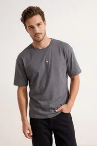 MAN Anthracite Oversized/Wide Cut Flamingo Embroidered 100% Cotton T-Shirt - Image 2