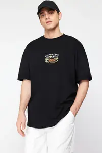 MAN Black Oversized/Wide Cut Short Sleeve View Embroidered 100% T-Shirt
