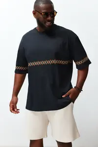 MAN Plus Size Black Oversized/Wide Cut 100% Cotton Ethnic Embroidered Comfortable T-Shirt - Image 3