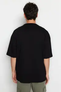 MAN Plus Size Black Oversized/Wide Cut 100% Dinosaur Embroidered T-Shirt - Image 8