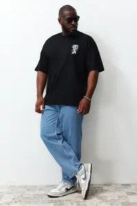 MAN Plus Size Black Oversized/Wide Cut Far East Printed 100% Cotton T-Shirt - Image 4