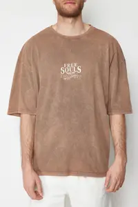 MAN Brown Oversized/Wide Cut Faded Effect Eagle Printed 100% Cotton T-Shirt - Image 4
