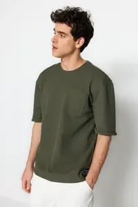 MAN Khaki Oversized/Wide Cut Crew Neck Basic Plus Size T-Shirt - Image 4