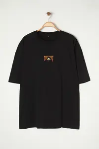 MAN Plus Size Black Oversized/Wide Cut Space Printed 100% Cotton T-Shirt - Image 4